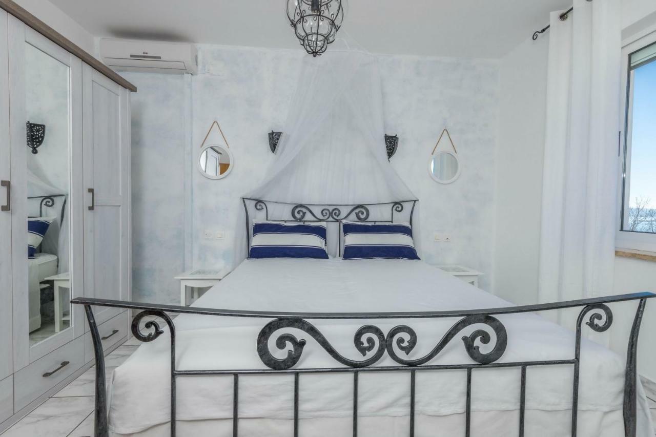 Apartments Adriatic 2 Crikvenica Eksteriør billede
